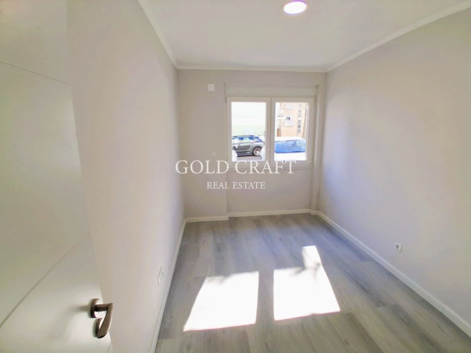 Apartamento T2 para Venda em Benfica Foto 12