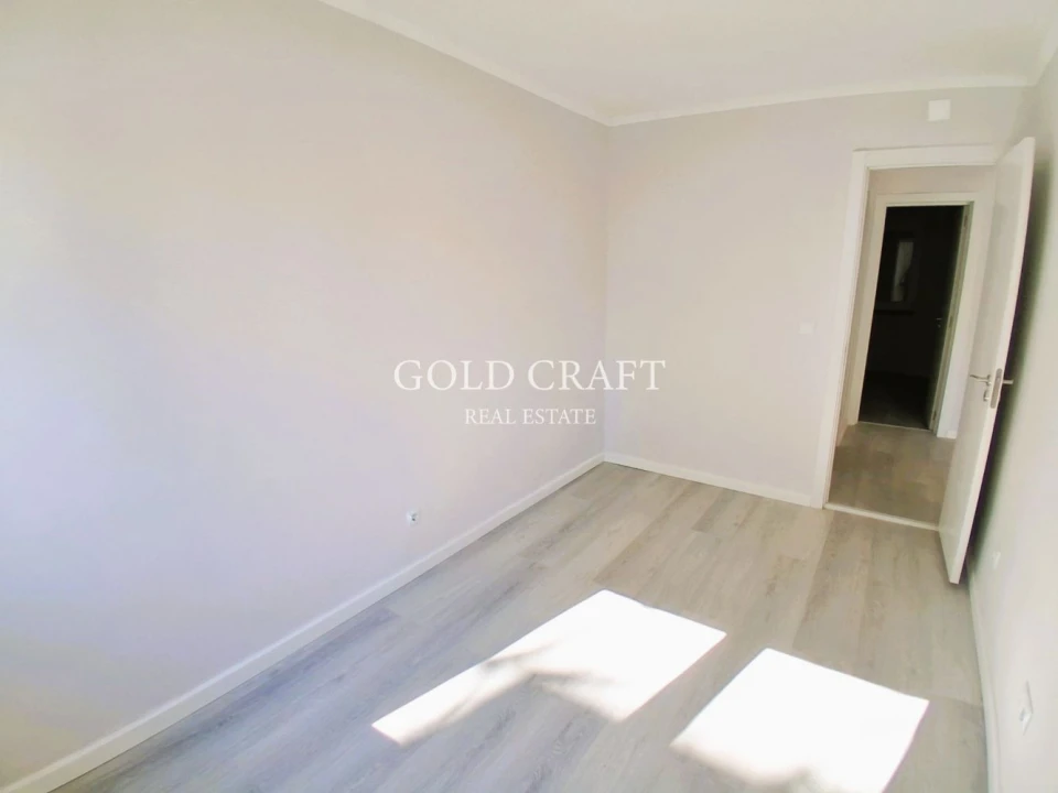 Apartamento T2 para Venda em Benfica Foto 13