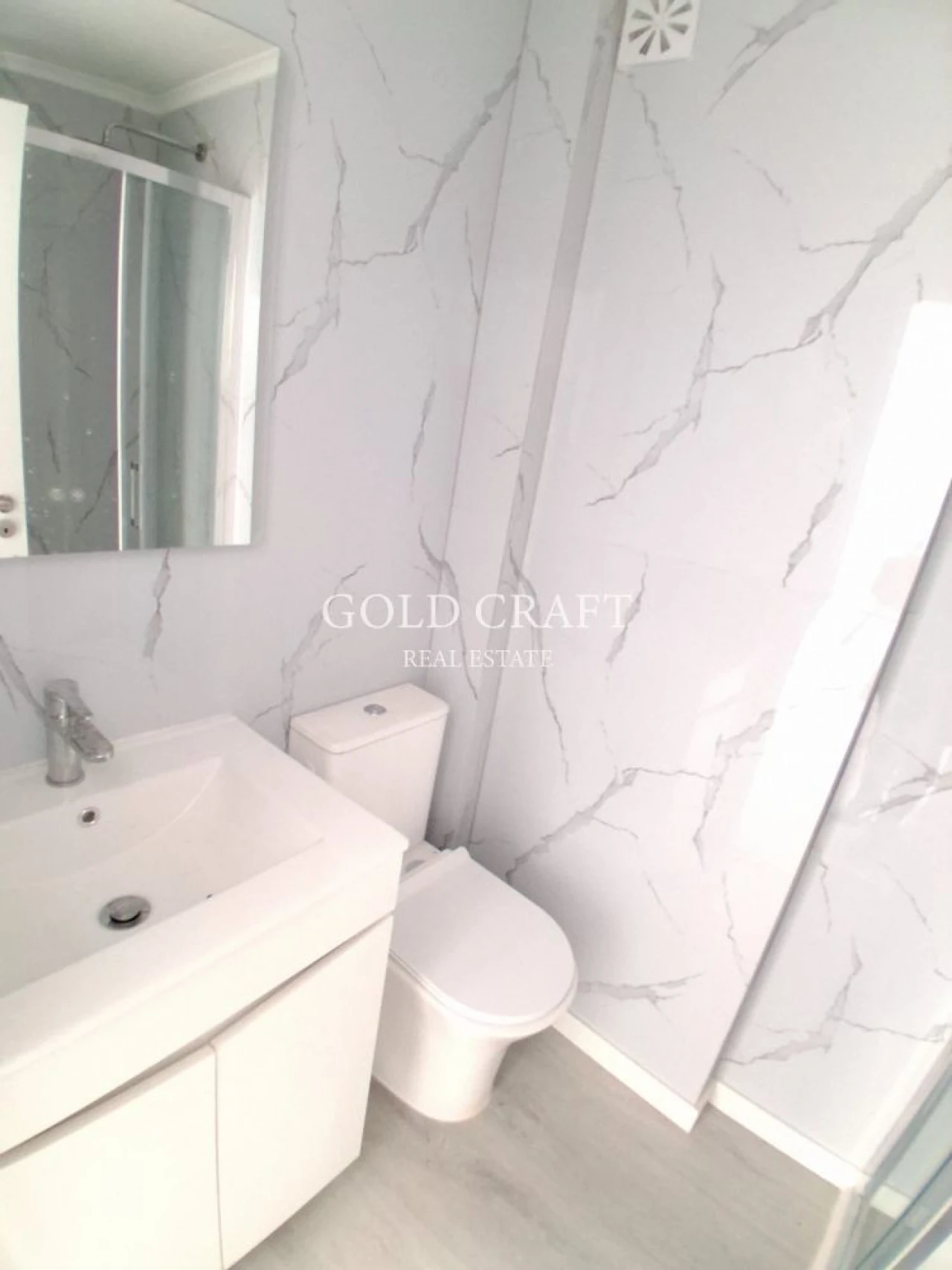 Apartamento T2 para Venda em Benfica Foto 14