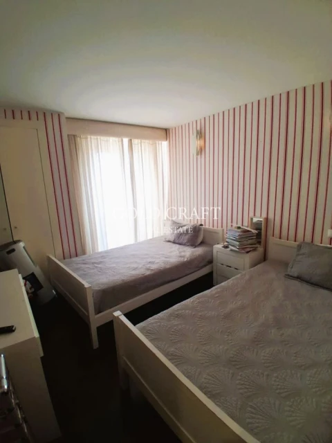 Apartamento T7 para Venda em Alvalade