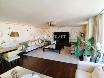 Apartamento T7 para Venda em Alvalade