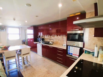 Apartamento T7 para Venda em Alvalade