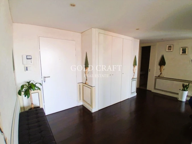 Apartamento T7 para Venda em Alvalade Foto 6