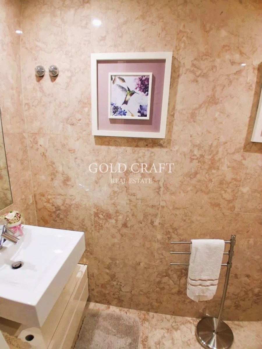 Apartamento T7 para Venda em Alvalade Foto 15