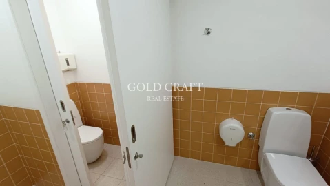 Loja para Arrendamento em Mina de Água