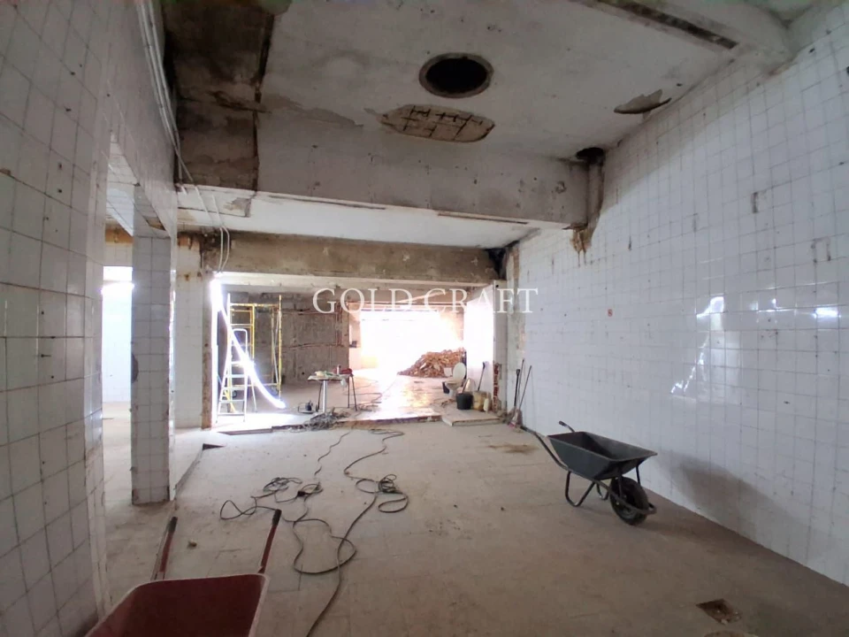 Loja para Arrendamento em Queluz e Belas Foto 12