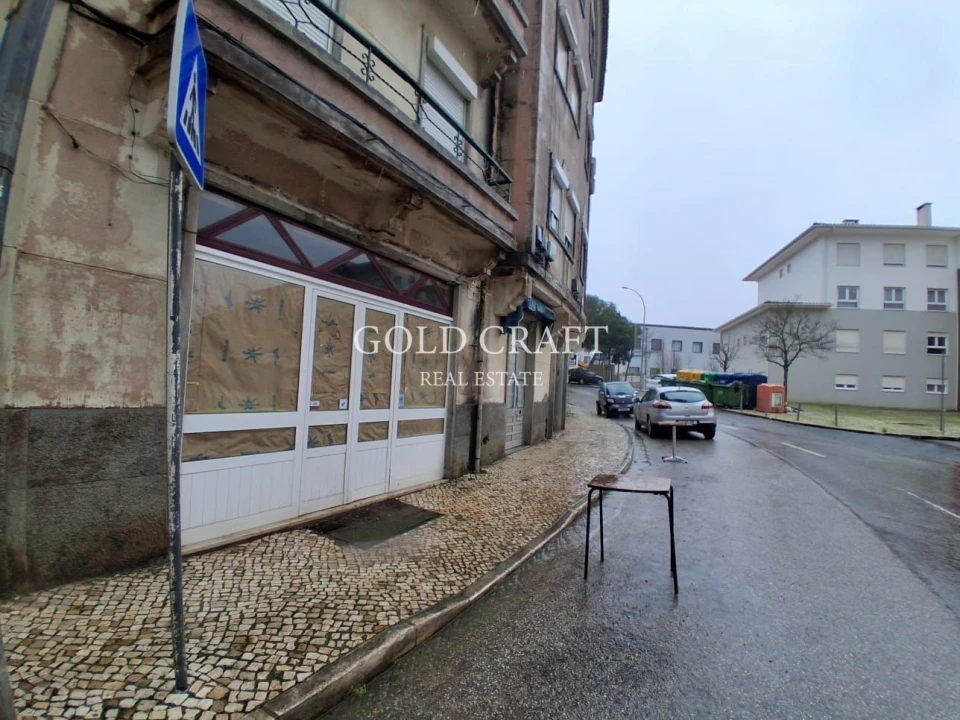 Loja para Arrendamento em Queluz e Belas Foto 16