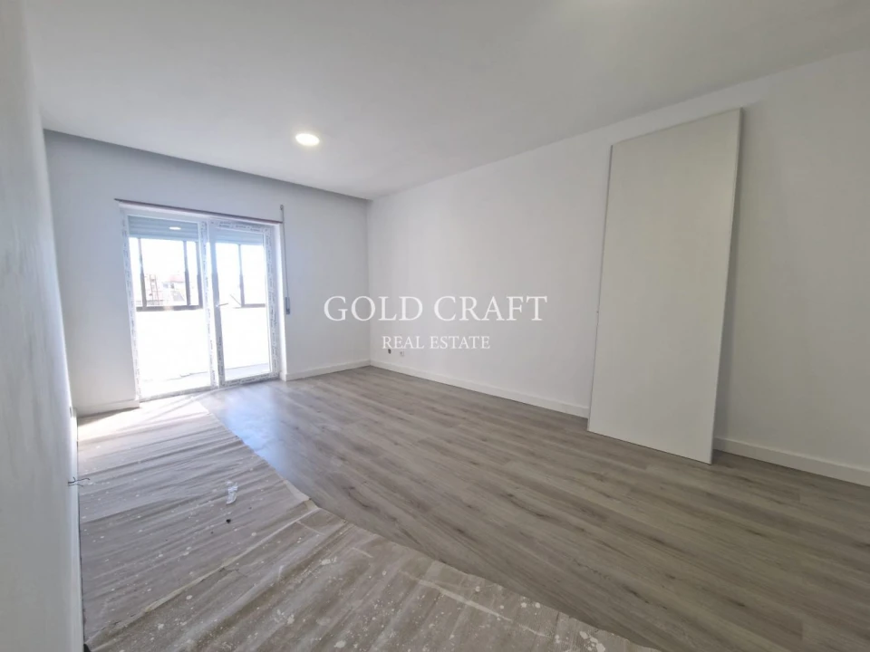 Apartamento T3 para Venda em Baixa da Banheira e Vale da Amoreira Foto 2