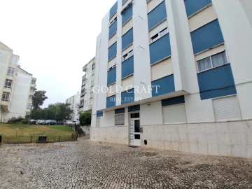 Apartamento T3 para Venda em Cacém e São Marcos