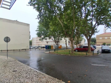 Apartamento T3 para Venda em Cacém e São Marcos