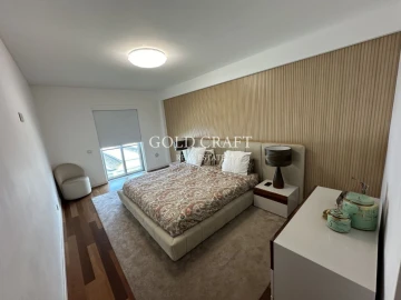 Apartamento T4 para Venda em Sacavém e Prior Velho