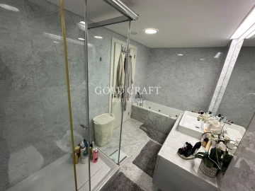 Apartamento T4 para Venda em Sacavém e Prior Velho