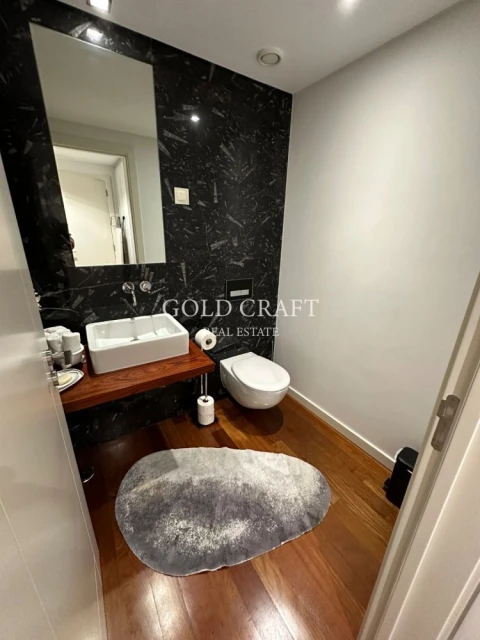 Apartamento T4 para Venda em Sacavém e Prior Velho