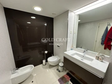 Apartamento T4 para Venda em Sacavém e Prior Velho