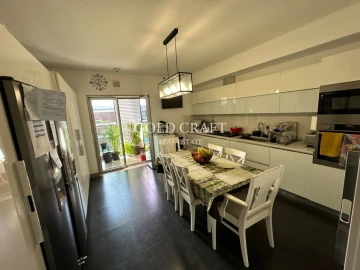 Apartamento T4 para Venda em Sacavém e Prior Velho