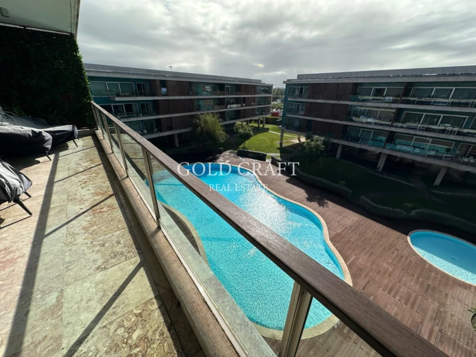 Apartamento T4 para Venda em Sacavém e Prior Velho Foto 40