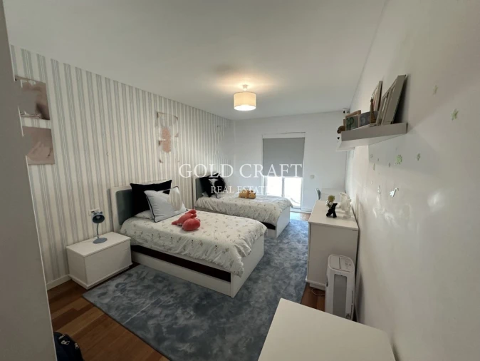 Apartamento T4 para Venda em Sacavém e Prior Velho Foto 26