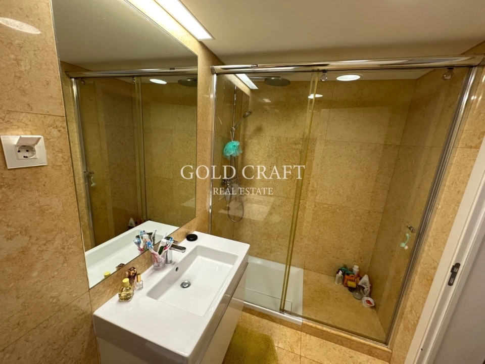 Apartamento T4 para Venda em Sacavém e Prior Velho Foto 24