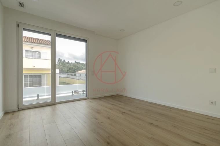 Moradia T4 para Venda em Quinta do Conde Foto 23