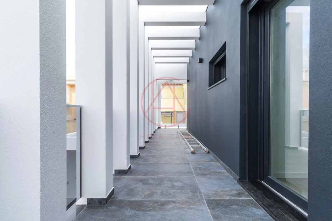 Moradia T4 para Venda em Quinta do Conde Foto 25