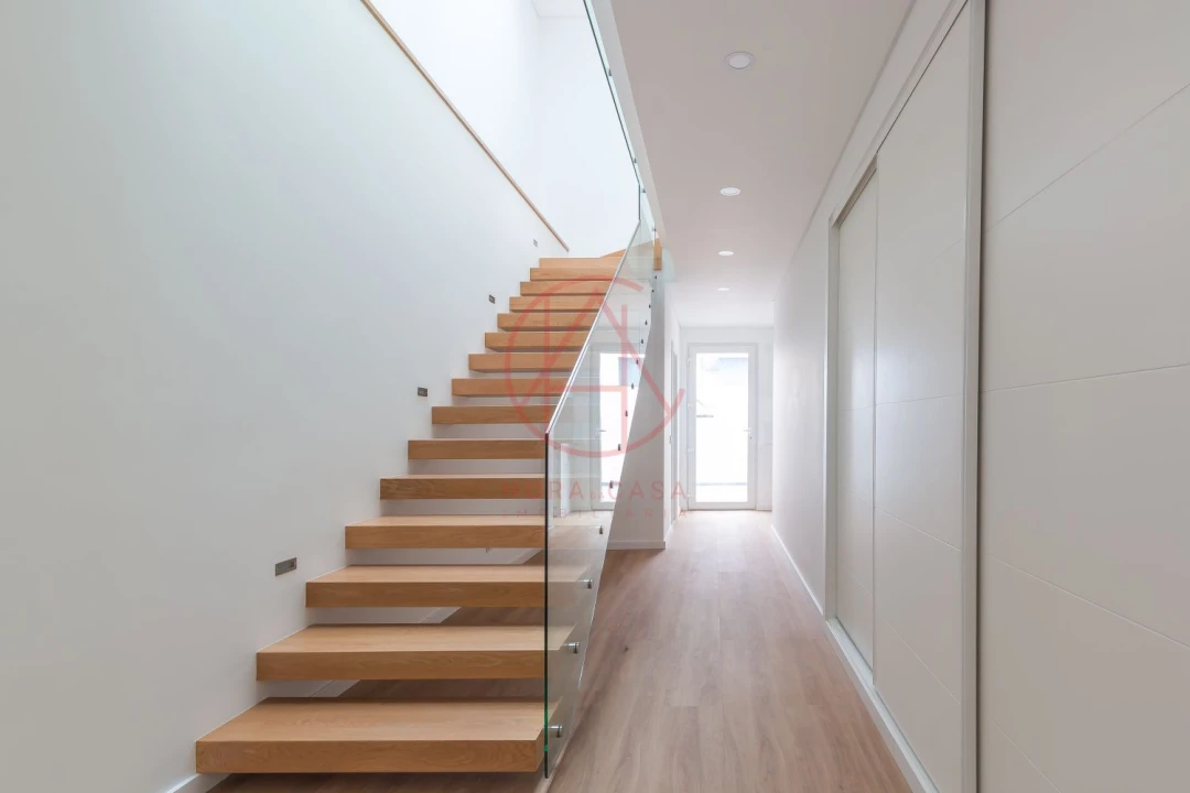 Moradia T4 para Venda em Quinta do Conde Foto 17