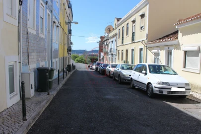 Moradia T1 para Venda em Alcantara