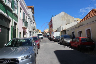 Moradia T1 para Venda em Alcantara