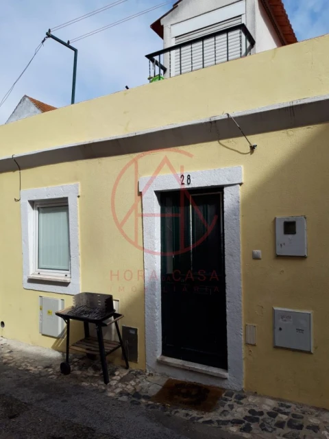 Moradia T1 para Venda em Alcantara