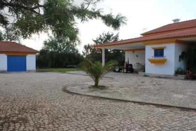Quinta T6 para Venda em Alhos Vedros