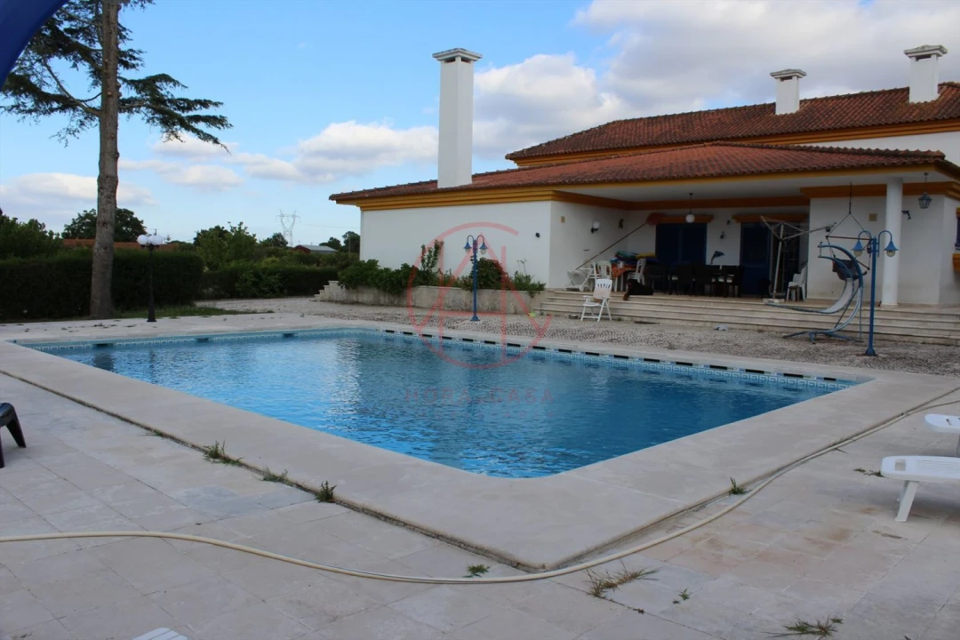 Quinta T6 para Venda em Alhos Vedros Foto 4