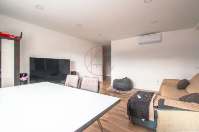 Apartamento T3 para Venda em Baixa da Banheira e Vale da Amoreira
