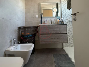 Apartamento T3 para Venda em Baixa da Banheira e Vale da Amoreira