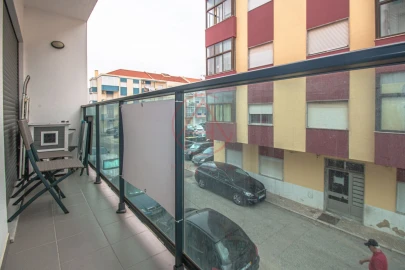 Apartamento T3 para Venda em Baixa da Banheira e Vale da Amoreira
