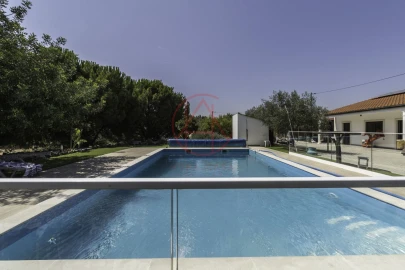 Quinta T4 para Venda em Chancelaria