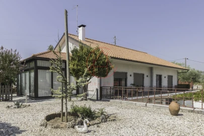 Quinta T4 para Venda em Chancelaria