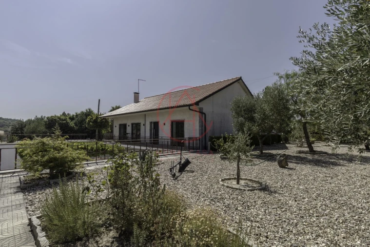 Quinta T4 para Venda em Chancelaria Foto 10