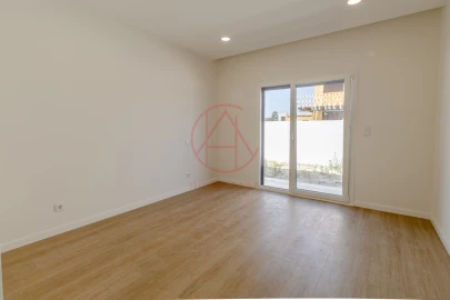 Moradia T4 para Venda em Quinta do Anjo