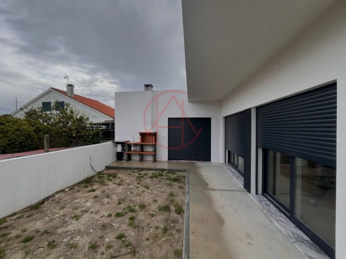 Moradia T4 para Venda em Quinta do Anjo Foto 32