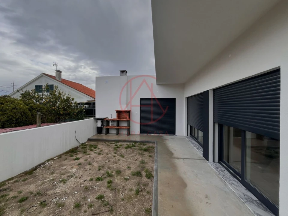 Moradia T4 para Venda em Quinta do Anjo Foto 32