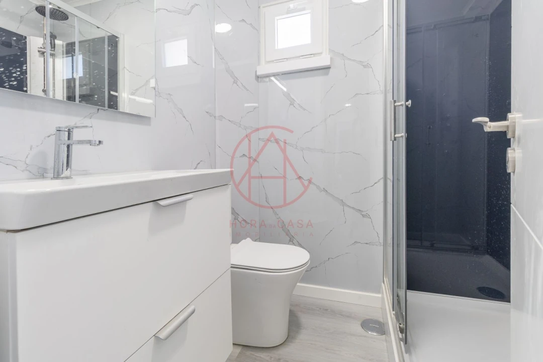 Apartamento T3 para Venda em Laranjeiro e Feijó Foto 15