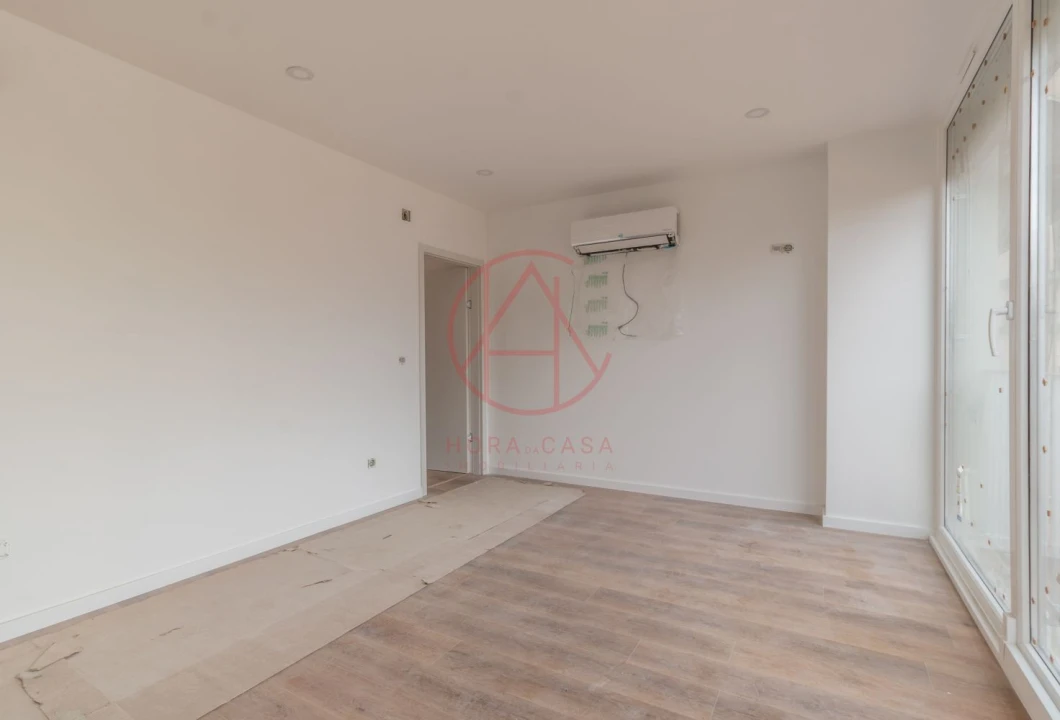 Apartamento T4 para Venda em Alto do Seixalinho, Santo André e Verderena Foto 23