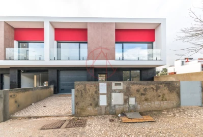 Moradia T5 para Venda em Alhos Vedros