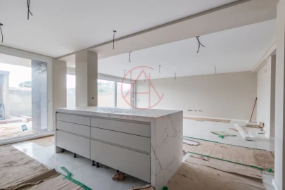 Moradia T5 para Venda em Alhos Vedros