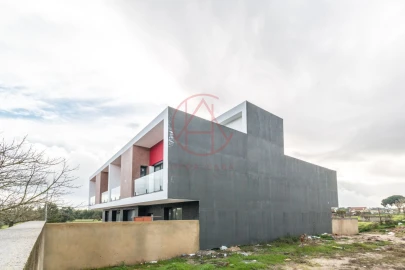 Moradia T5 para Venda em Alhos Vedros