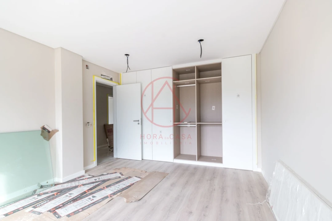 Moradia T5 para Venda em Alhos Vedros Foto 35