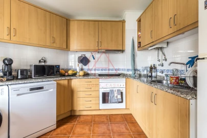 Apartamento T3 para Venda em Azeitão (São Lourenço e São Simão)