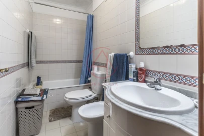 Apartamento T3 para Venda em Azeitão (São Lourenço e São Simão)