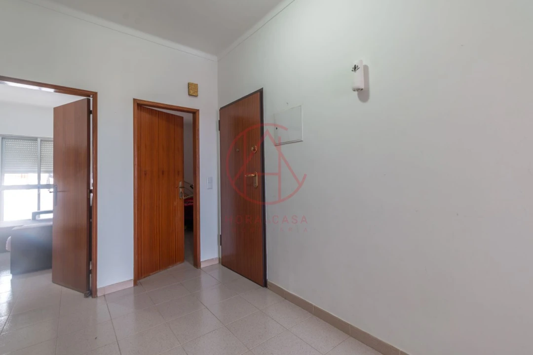 Apartamento T2 para Venda em Baixa da Banheira e Vale da Amoreira Foto 18