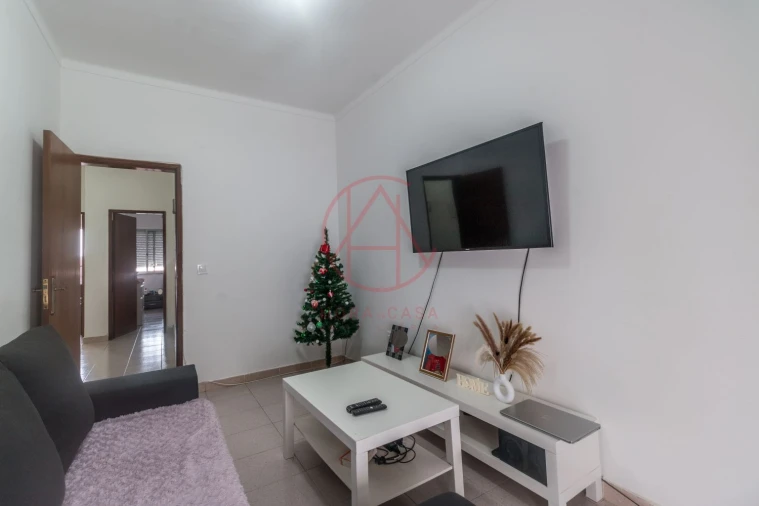 Apartamento T2 para Venda em Baixa da Banheira e Vale da Amoreira Foto 4