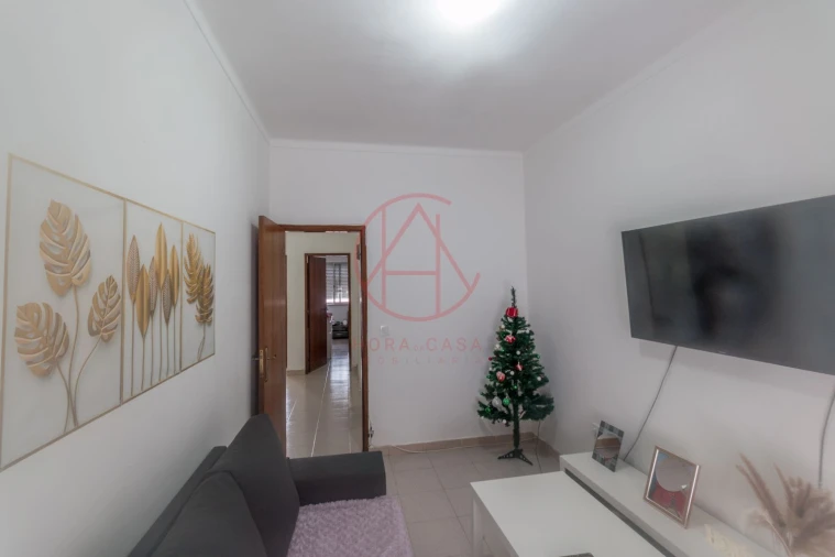 Apartamento T2 para Venda em Baixa da Banheira e Vale da Amoreira Foto 3